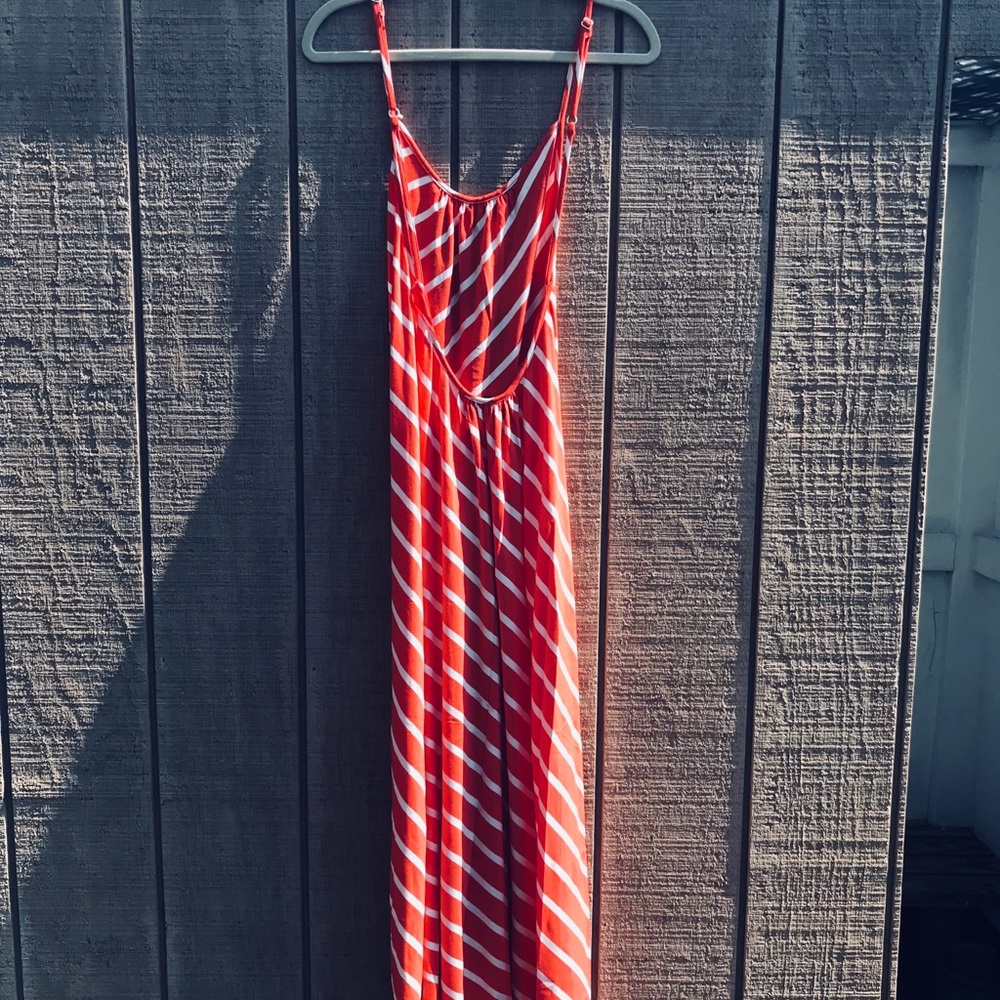 Open back maxi - Picture 2 of 3